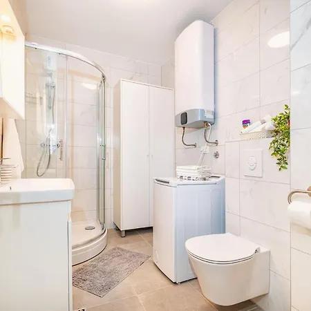 Ap Stella, Center Of Zadar, 2br, Parking Задар