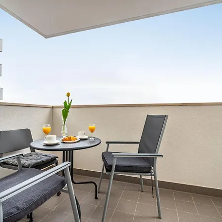 Ap Stella, Center Of Zadar, 2br, Parking * 扎达尔